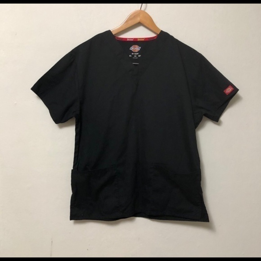 Dickries size S nurse top ⭐️